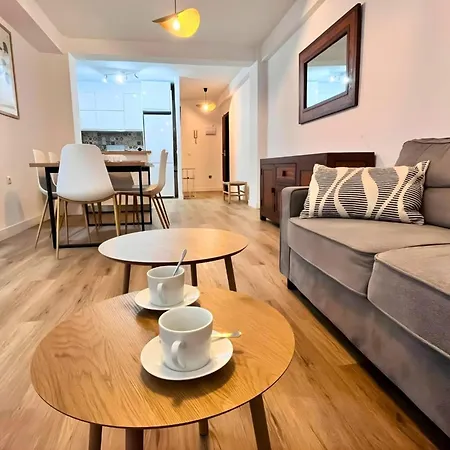 Spacious 3 Bedroom Renovated 500 M From The Beaches Lejlighed Torrevieja